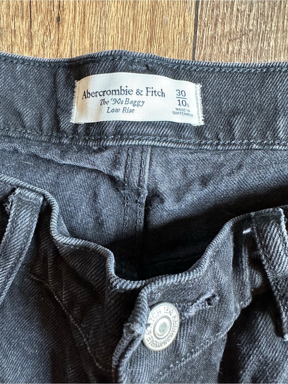 90s Baggy Low Rise - Picture 2 of 5